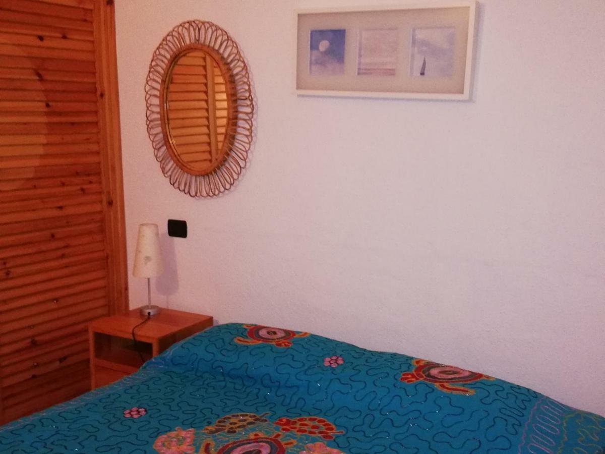Oleandri Calaverde Sardegna Iun P1641 Pula Dış mekan fotoğraf